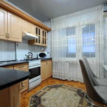 Видова 3-кімнатна квартира вул. Зелена. Резервне електропостачання!