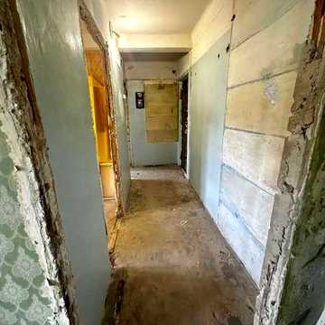 Продаж квартири пр.Миру 9-А , 3кімн., 49.к кв.м., Дарницька площа. Без комісії!