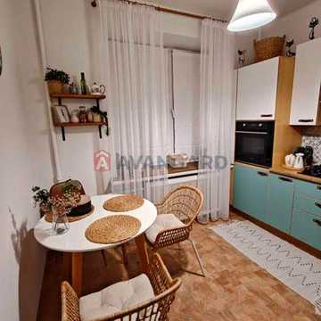 Продам 2х квартиру, в центрі міста (район к-ра Довженка)