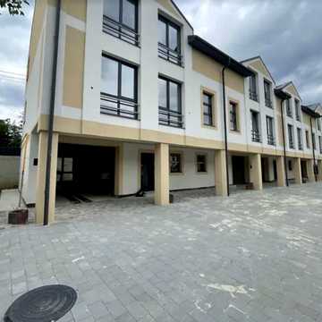 Продаж сучасного таунхауса поруч із Тернополем | с. Гаї Гречинські
