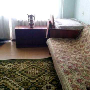 Здають  1 кім. квартирy на Алмазномy  з 23 серпня