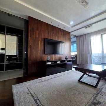 Продаж 5ти кімнатної квартири на Караджича, 15 хв. від Центру
