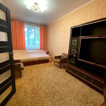 Продається велика 3-к квартира р-н Конкорду