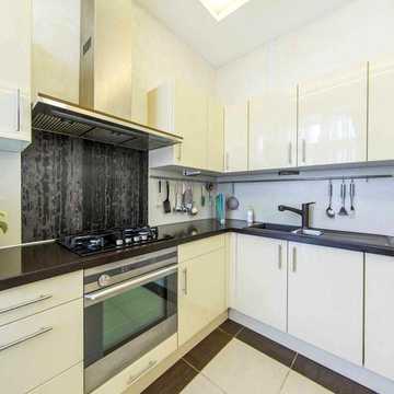 Продаж елітного житла 4-к квартира (210м) вул. Ярославів Вал, 13  М.Золоті Ворота