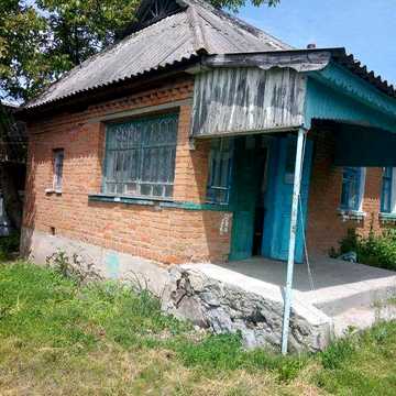 Продам житловий будинок з ділянкою 25 соток та ставком