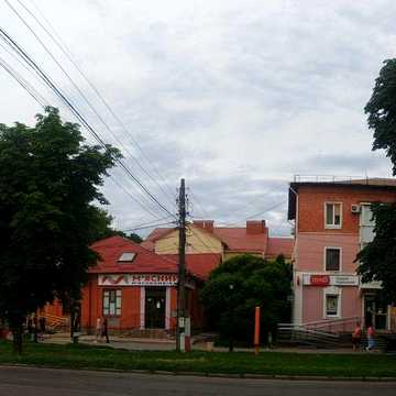 Десять кроків до курорту. Квартира вРеальному серці Миргорода. Топ локація.