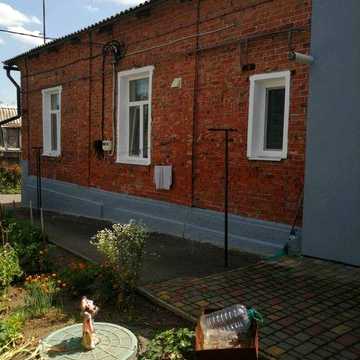 Продам часть дома, в Центре, ул Покровская р-не 5 школы.