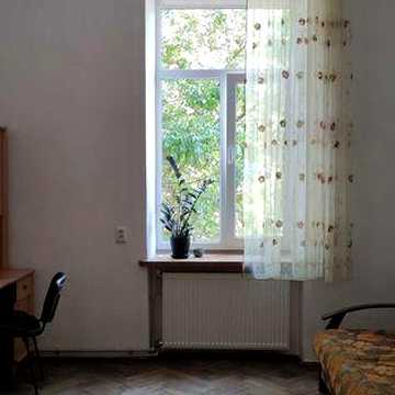 Продаю власну 1 кімн. квартиру на в. М.Вовчка