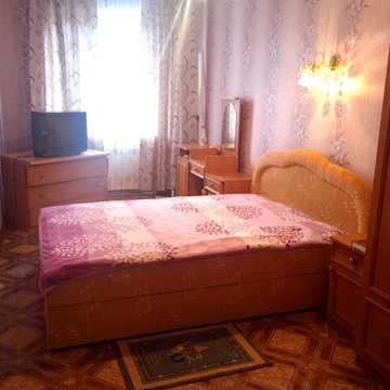Продам трикімнатну квартиру. Власники.
