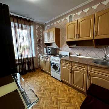 Аренда 2х к.кв метро Научная