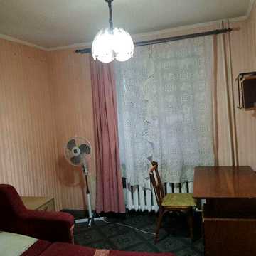 Продам трехкомнатную квартиру на Шевченковском