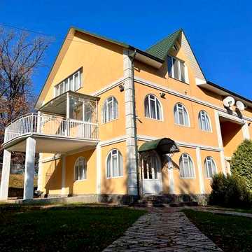 Продається будинок в районі Цецено документи землі - для туризму та відпочинку
