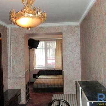 Топ цена. Квартира на Балковской 85 метров - 43 тыс., второй ряд домов