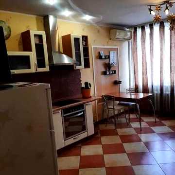 оренда великої 1-но кімнатної квартири, м.КПІ, м.Вокзальна, Лук,янівка, новий будинок, 4-й поверх
