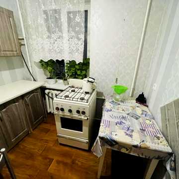 Новодарницька вул., 23/7