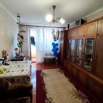Продам гарну 2 кімнатну квартиру, мікрорайон Алмазний!