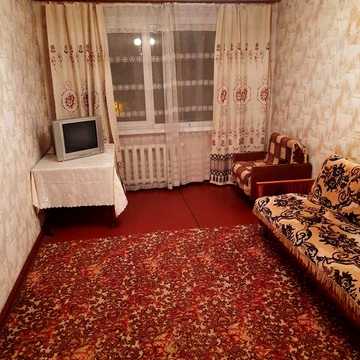 Власник. Здам 1-но кімнатну квартиртиру , Озерна.