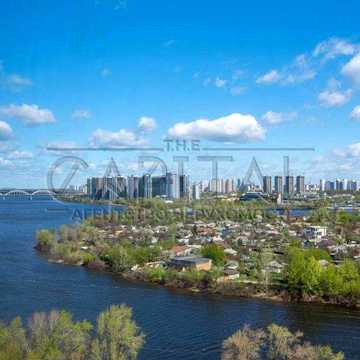 Пропонується на продаж унікальна простора трикімнатна квартира в новому житловому комплексі "Зарічний". ЖК Зарічний