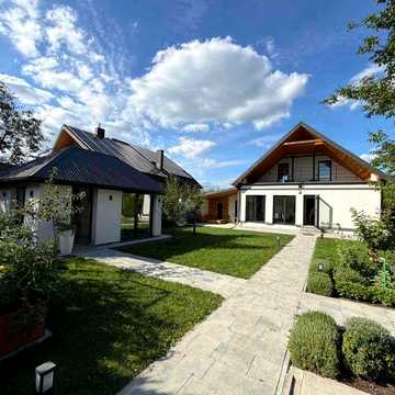 Продаж сучасного будинку в Рудно з гаражем, ділянка 6 сот | Без комісії