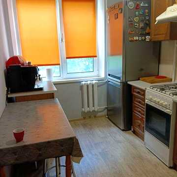 продаж 3х кімн квпртири вул Б.Тена