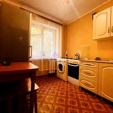 Сдам 1 комн 6000 гр  Филатова/ Гайдара 3этаж
