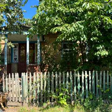Продам добротний цегляний будинок у центрі Медведівки | 42 км від Черк