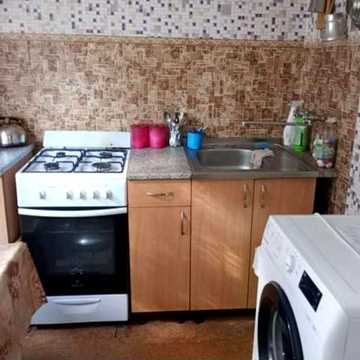 Продам 2х  кімнатну квартиру в Космічному р-ні