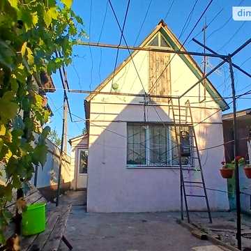 Продаж 2к Дім Сухомлинського Василя вулиця