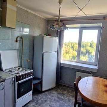 Продам  2 к .квартиру .