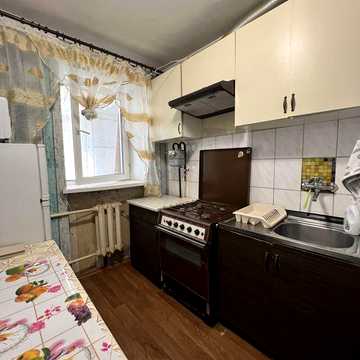 Продам 1-комнатная квартира | большой балкон | Александрийская |