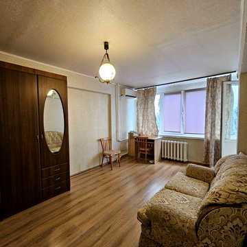 Харьківське Шоссе 2а Продаж 1к квартира