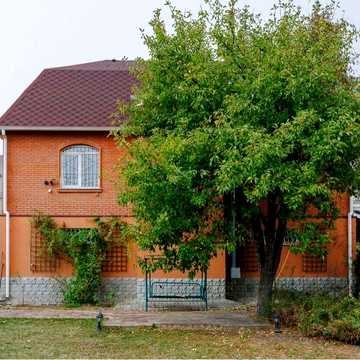 Продам будинок на  Русанівських Садах.Без комісії.