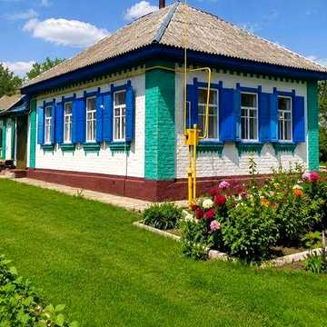 Будинок  цегляний. Увага!!!  Продаж будинку , жовтень,листопад.