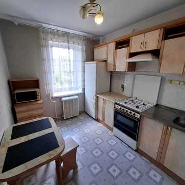 Оренда 1 кімнатна квартира вул. Миколайчука 20. Ремонт, вмонтована кухня. Бойлер на гарячу воду, інтернет. Уся побутова техніка.