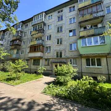 Двокімнатна хрущовка. Туполєва. Київ. Ваучер. Сертифікат.