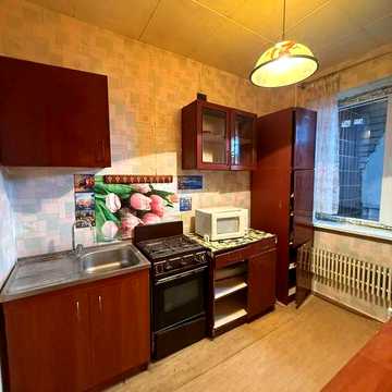 LS-19 Продам 1 кімнатну квартиру у Харкові по пр.Героїв Харкова,300