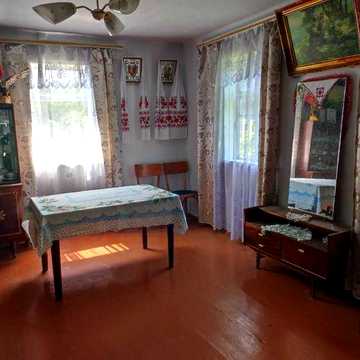 Продам будинок в центрі с.Болотеівці