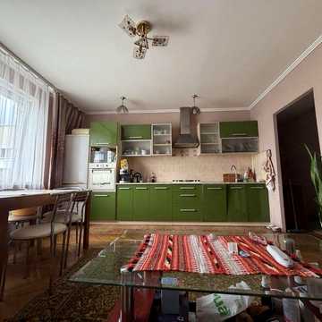 Продається 3 кім квартира вул .ЧКалини рн Санта Барбара .