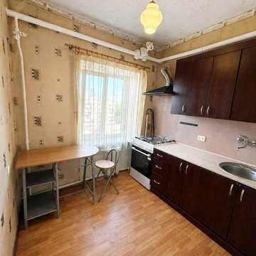 Продаж 1-кімнатної квартири. Харківське шосе 1. БЕЗ %. Дарницька площа.