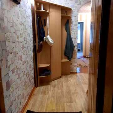 Продам 2-х комнатную квартиру с АГВ, гараж во дворе.