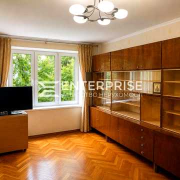Продаж 2к квартири, вул. Черчиля (Червоноткацька), метро Дарниця