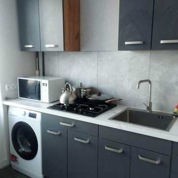 Сдам 1 кв метро Студенческая Валентиновская  8000 гр, кап.рем. Военные +.