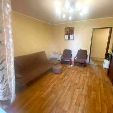 Продам 2-комнатную квартиру в центральной части города.
