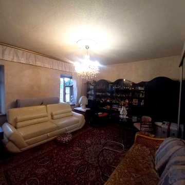 Продам 2 комнатную квартиру на Черемушках