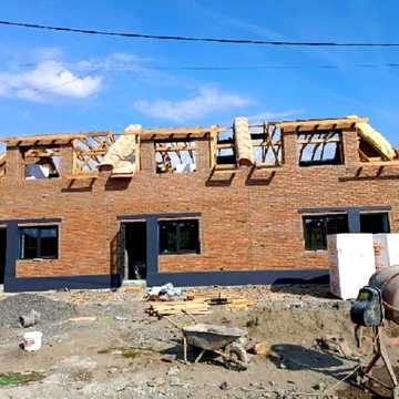 Сучасний 2-поверховий котедж 100 м² з власною ділянкою під чистове оздоблення!