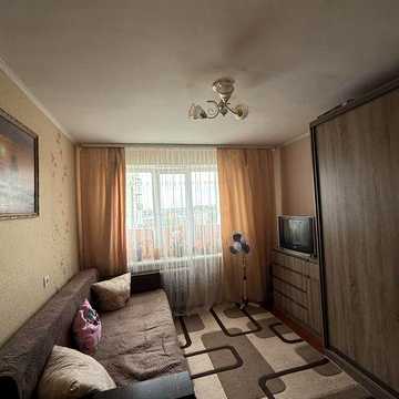 Продаж 2  кімнатної квартири р-н Відродження