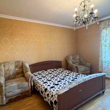Юхновського 30, 1к, є газ, є бойлер, м Почайна, м Дарниця 15хв транспортом