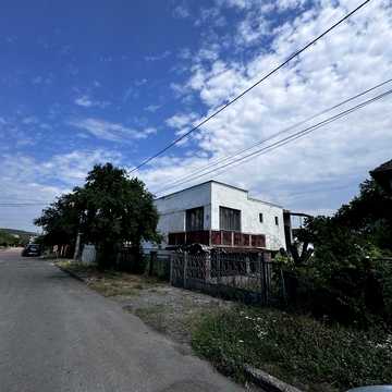 Продам будинок в центрі Ужгорода (від власника)