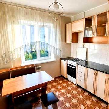 Актуально! ЗДАМ 1 км. квартиру поруч Центру
