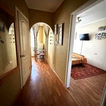 Сдам 2-х комнатную квартиру в центре